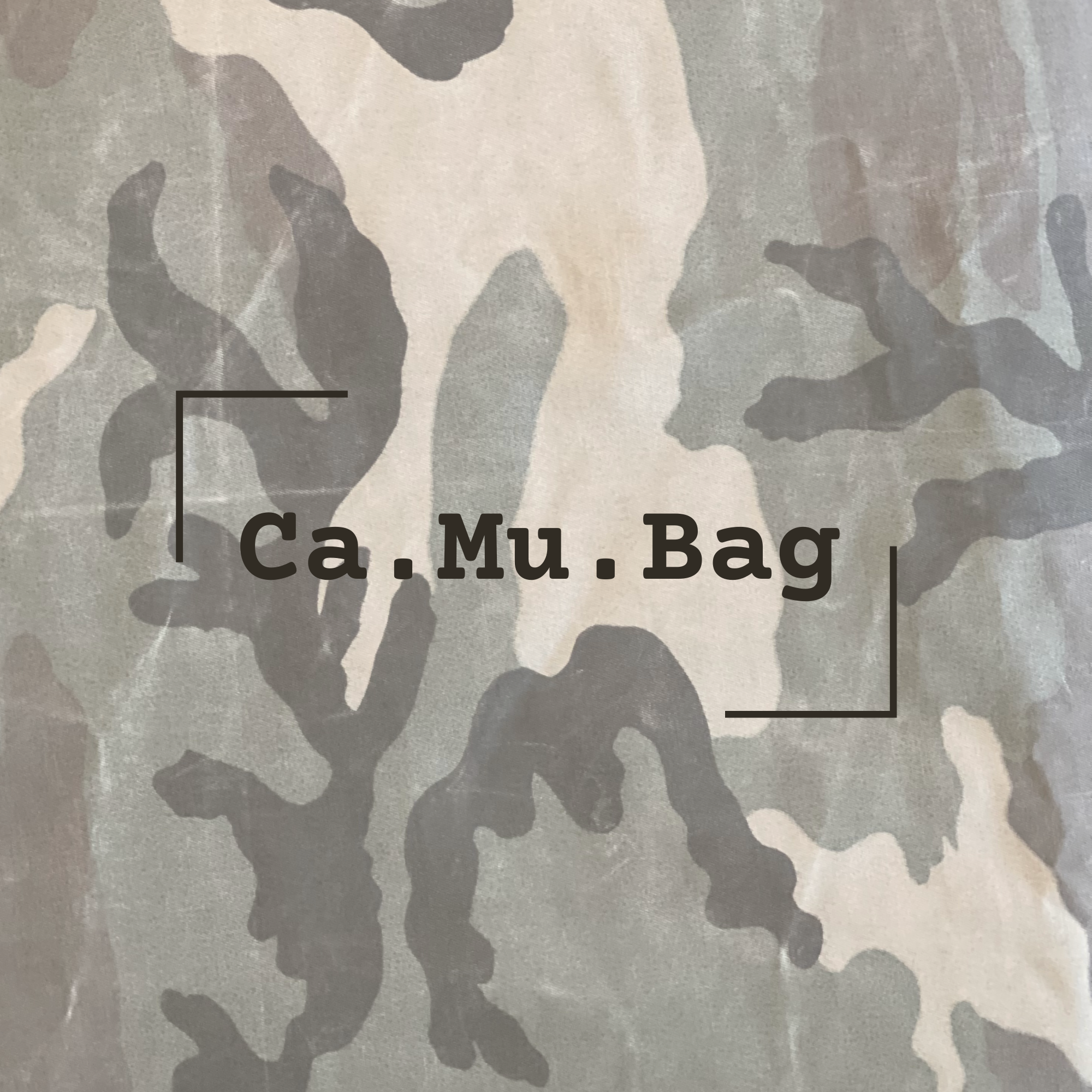 logo Ca.Mu. Bag sfondo camouflage